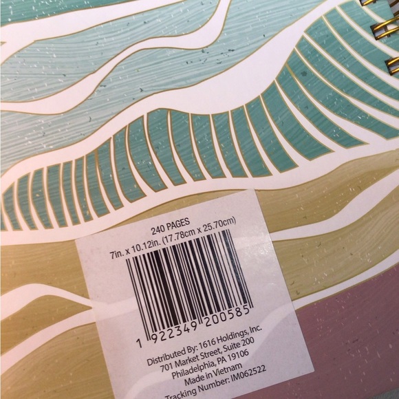 Set of 4 Colorful Spiral Notebook Journals 240 Page Each - Picture 10 of 12